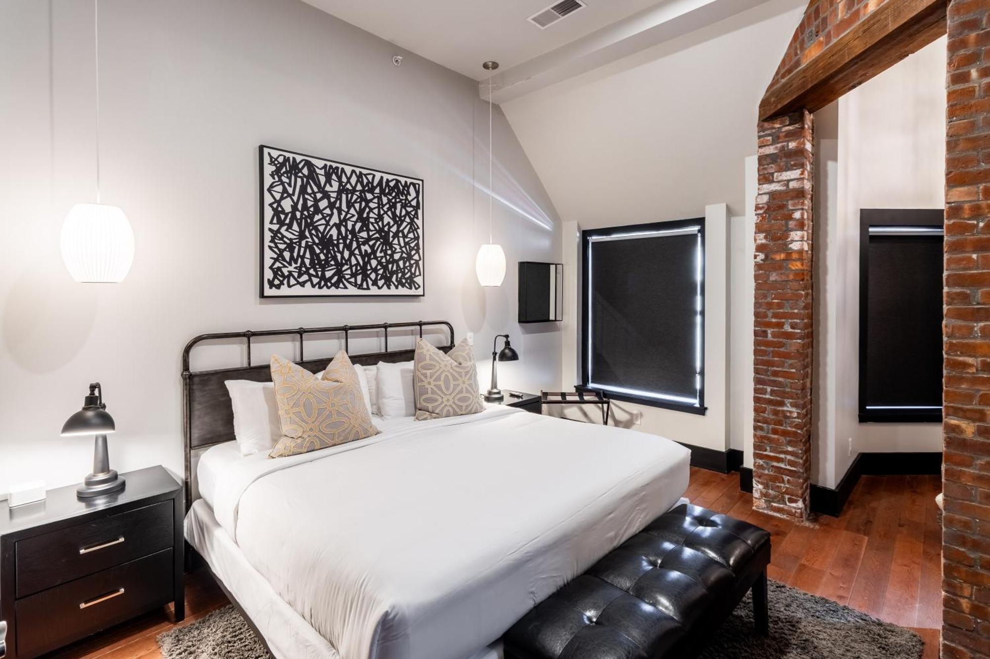 The Firehouse Villa Newport Bagian luar foto
